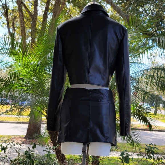 Zara Black Faux Leather Cropped Jacket various sizes - Picture 2 of 2